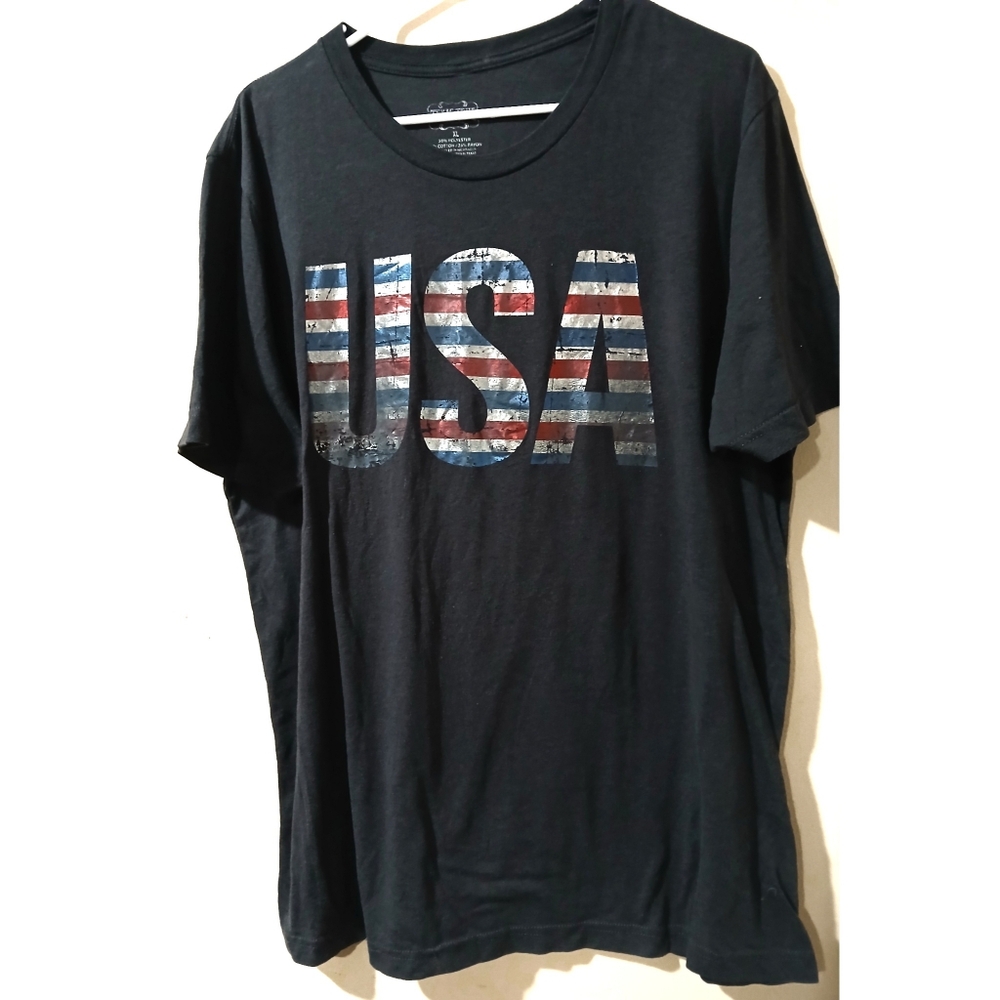 TEXAS TRUE THREADS USA Metallic Graphic Tee XL